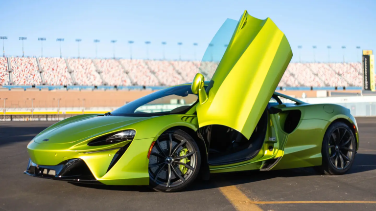 CEO of McLaren says that electric “real supercars” won’t be possible until the end of the decade