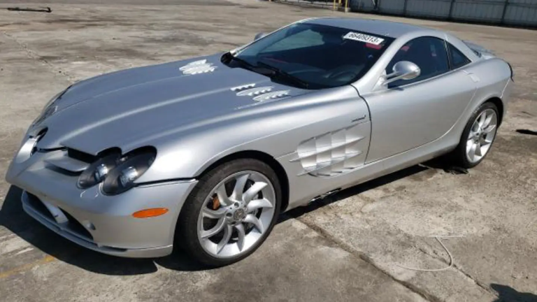 This 2005 Mercedes SLR McLaren is being sold for more than $185,000, even though it has injuries