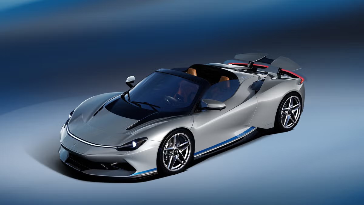 A Smokin' Open-Top One-Off Hypercar Is the Pininfarina Battista Targamerica