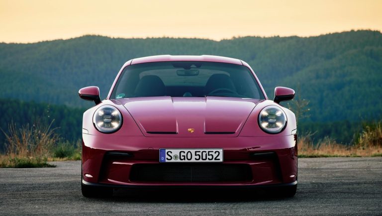 Porsche will use leases to stop people from flipping their 911 S/Ts