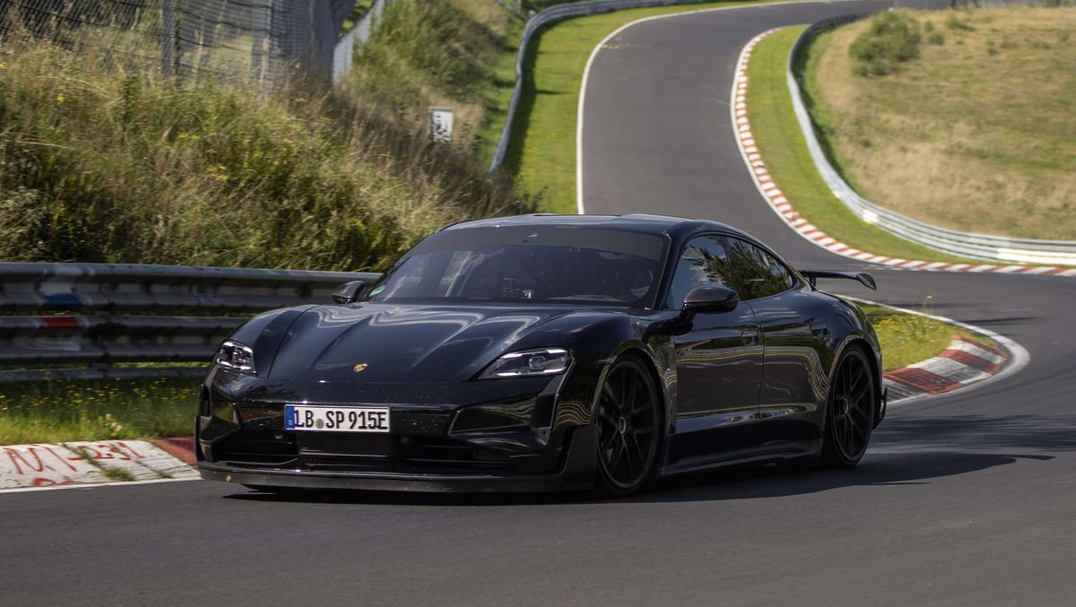 There will soon be a new Porsche Taycan. It will be the Turbo GT