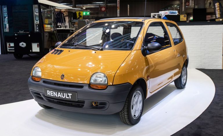 The Renault Twingo Legend is an electric car that looks like it came from the 1970s and is cheap