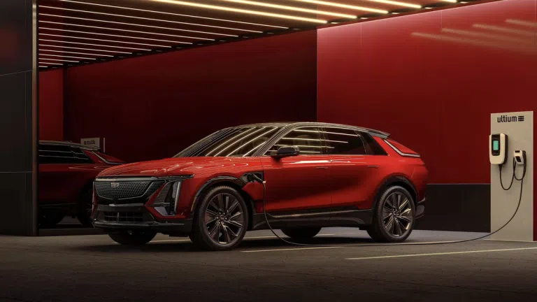 2024 Cadillac Lyriq Comes In A New Base Trim And Eight Different Colors